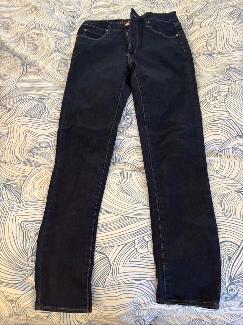 Articles Society Slim Skinny Jeans in Dark Blue. Size 26. Stretchy. NWOT
